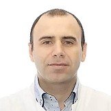 Врач Азизов Рафаэль Азизович