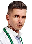 Врач Корнеев Сергей Сергеевич