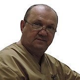 Врач Кулаков Алексей Иванович