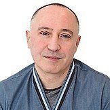 Врач Мачилаев Мурат Маратович