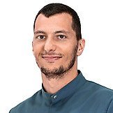 Врач Мустафа Фади Абдель Хасан