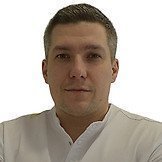 Врач Печенкин Роман Андреевич